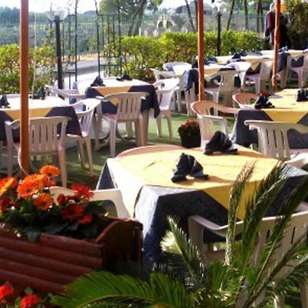 Hotel Delle Rose Capaccio ภายนอก รูปภาพ